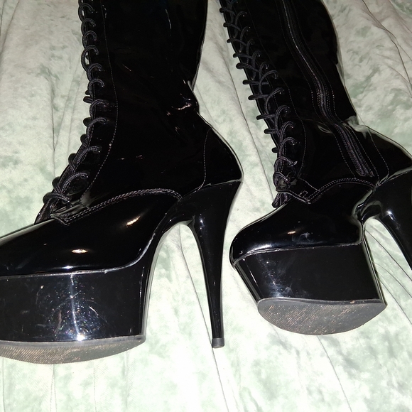 Black Platform Knee-High Boots - Picture 3 of 7